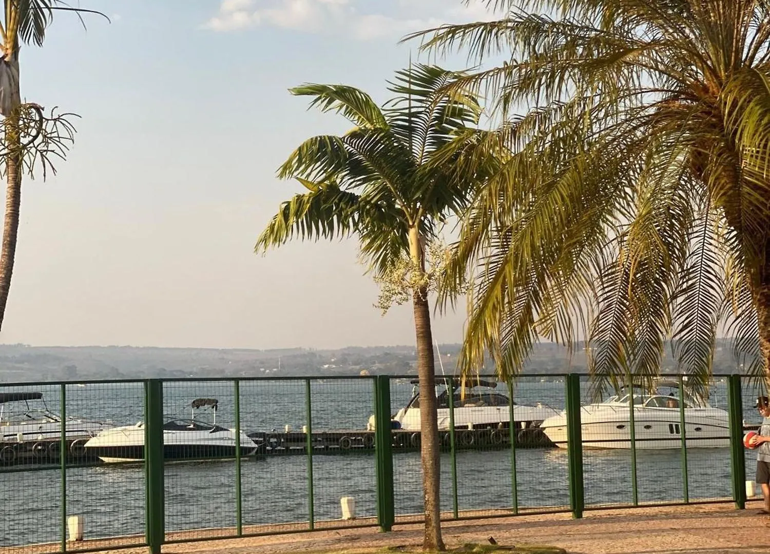 Apartamento Vista Espetacular Para O Lago Brasilia